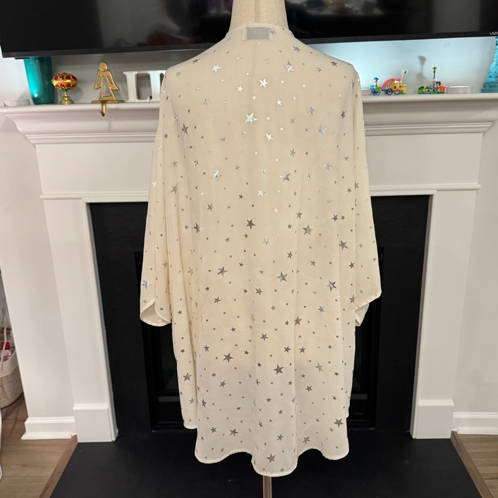 Adrienne Silver Star Sheer Kimono Wrap – Size Medium - Picture 6 of 7